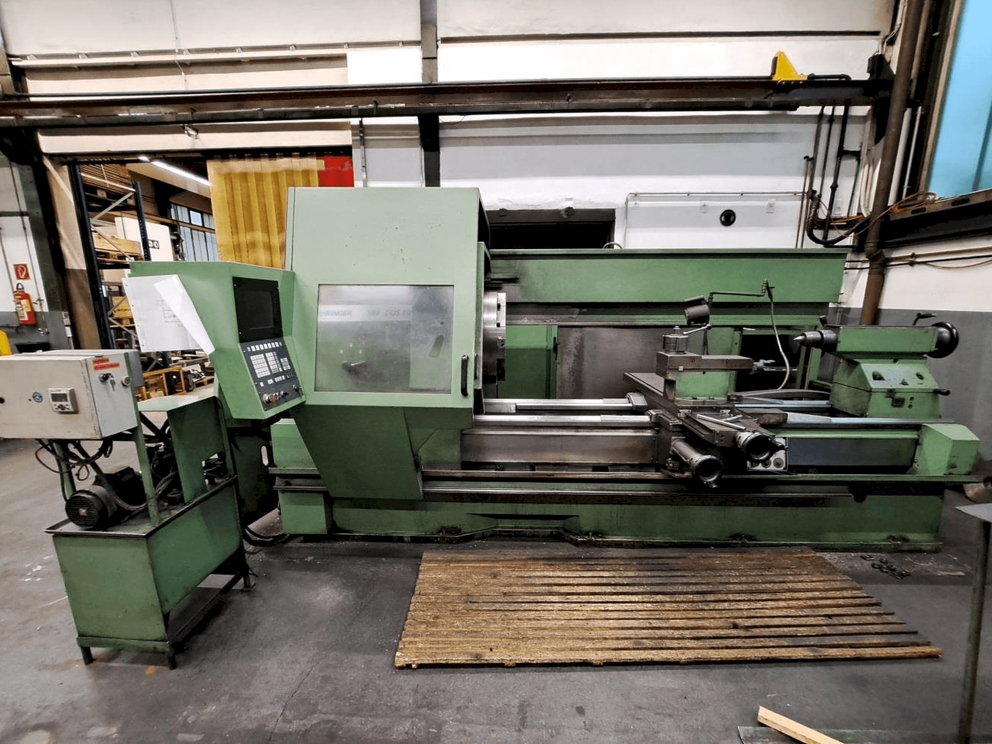 Widok z przodu maszyny BOEHRINGER VDF DUS 1000