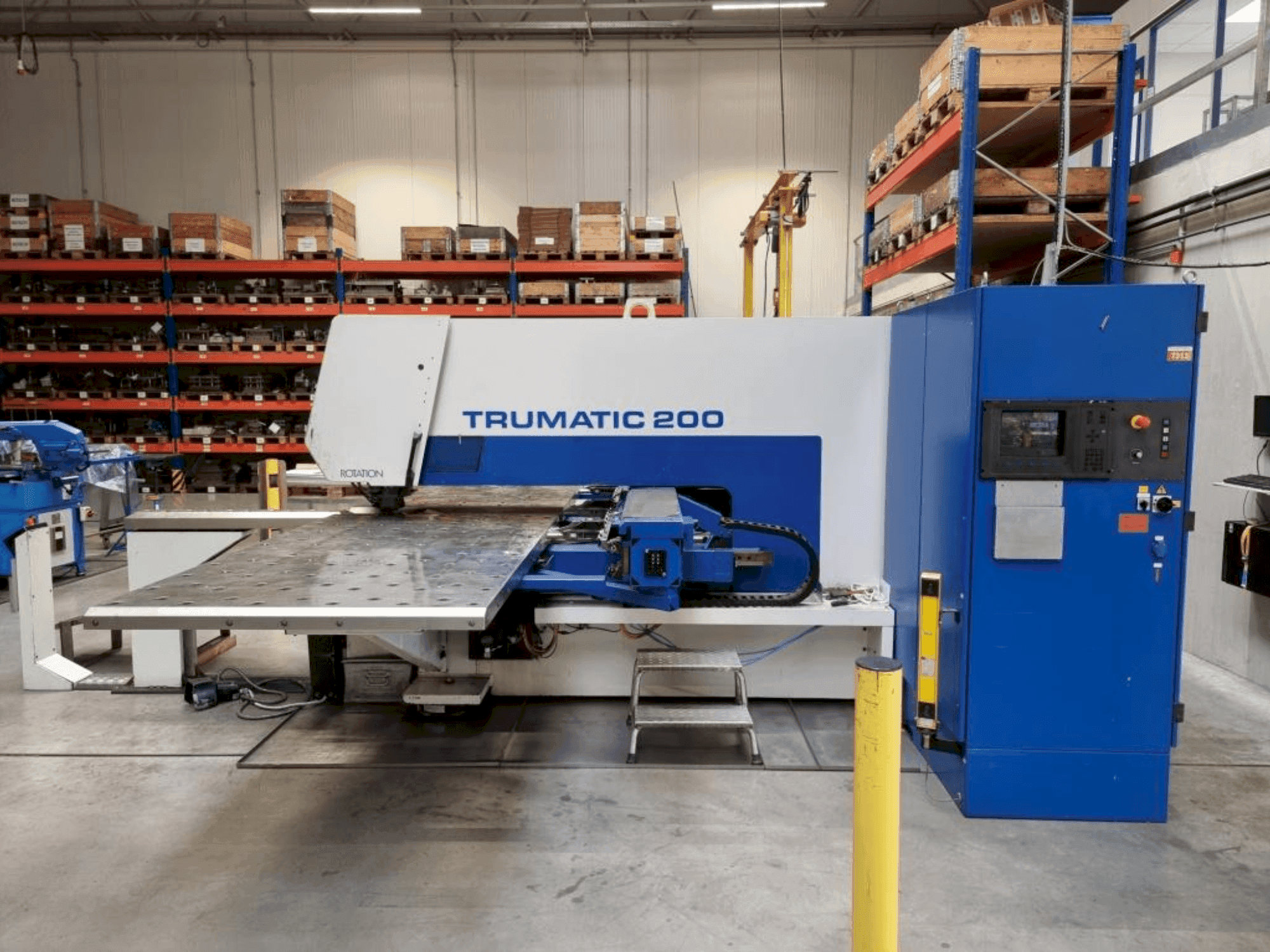 Widok z przodu maszyny TRUMPF Trumatic 200