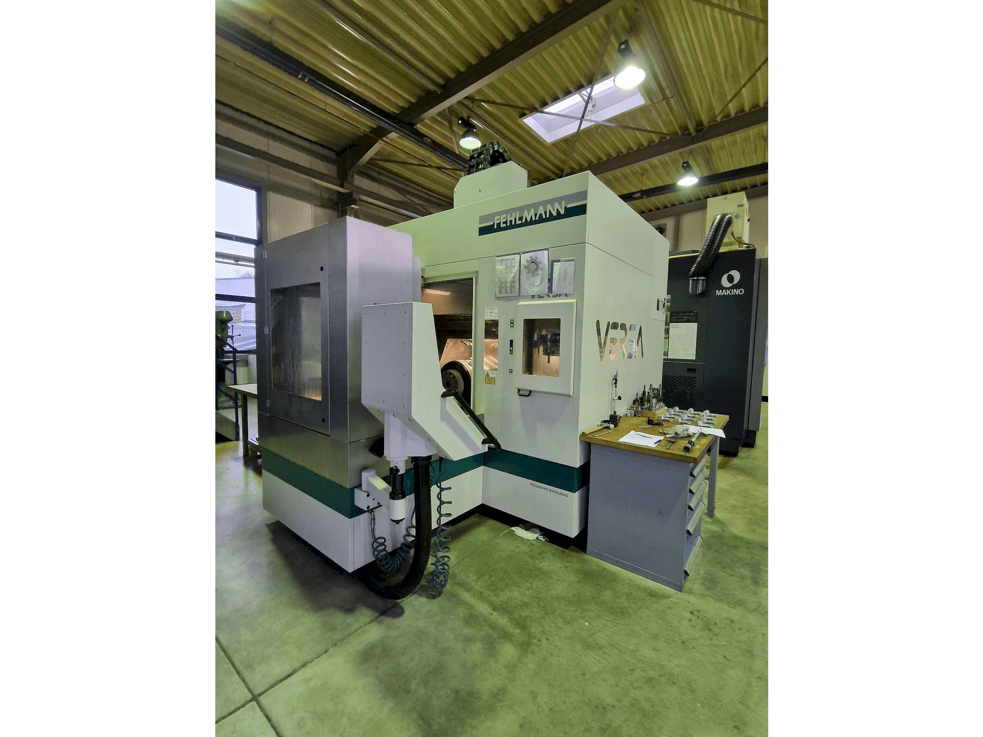 Widok z przodu maszyny FEHLMANN Versa P825