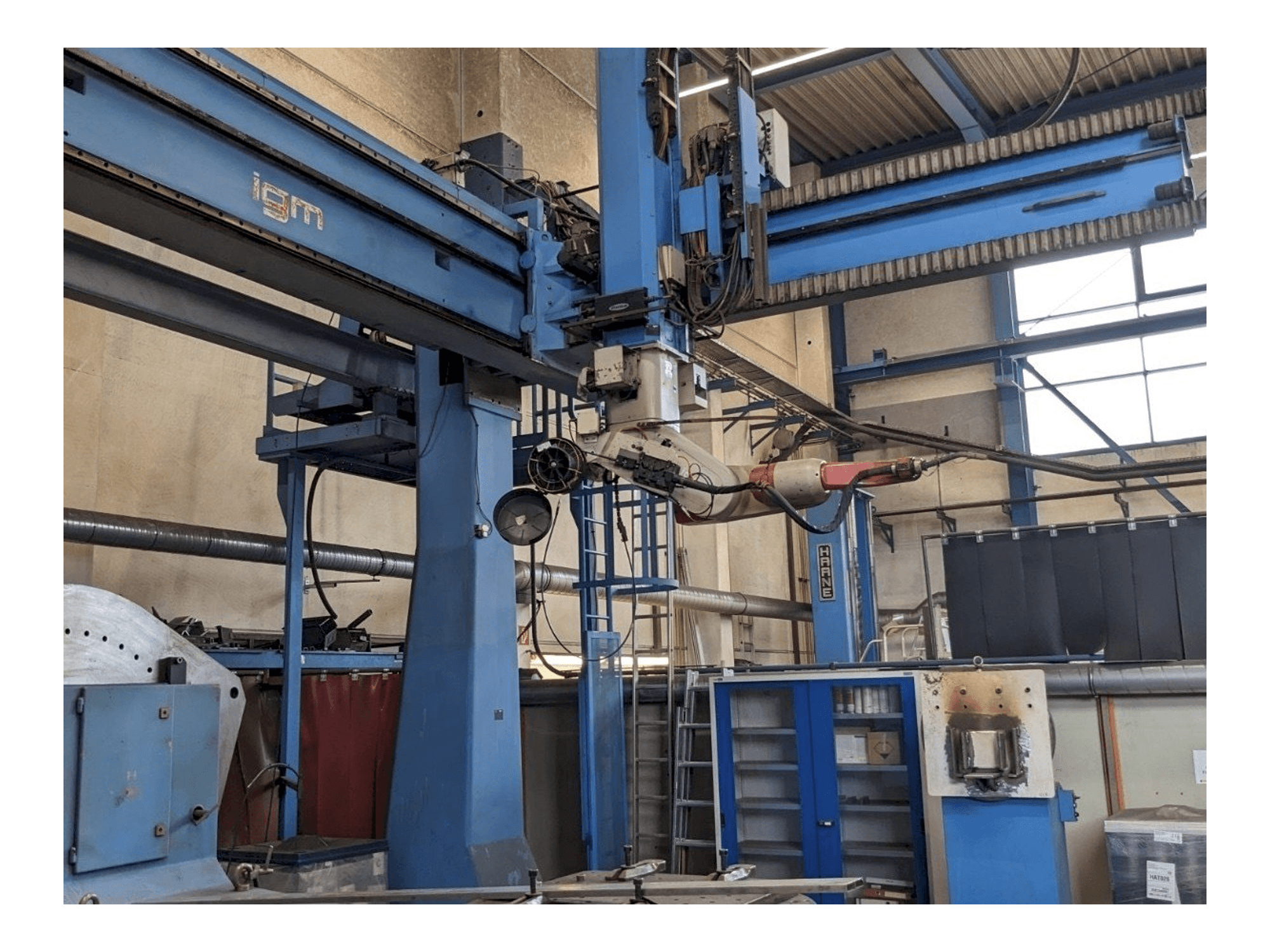 Widok z przodu maszyny IGM RTi 300-S