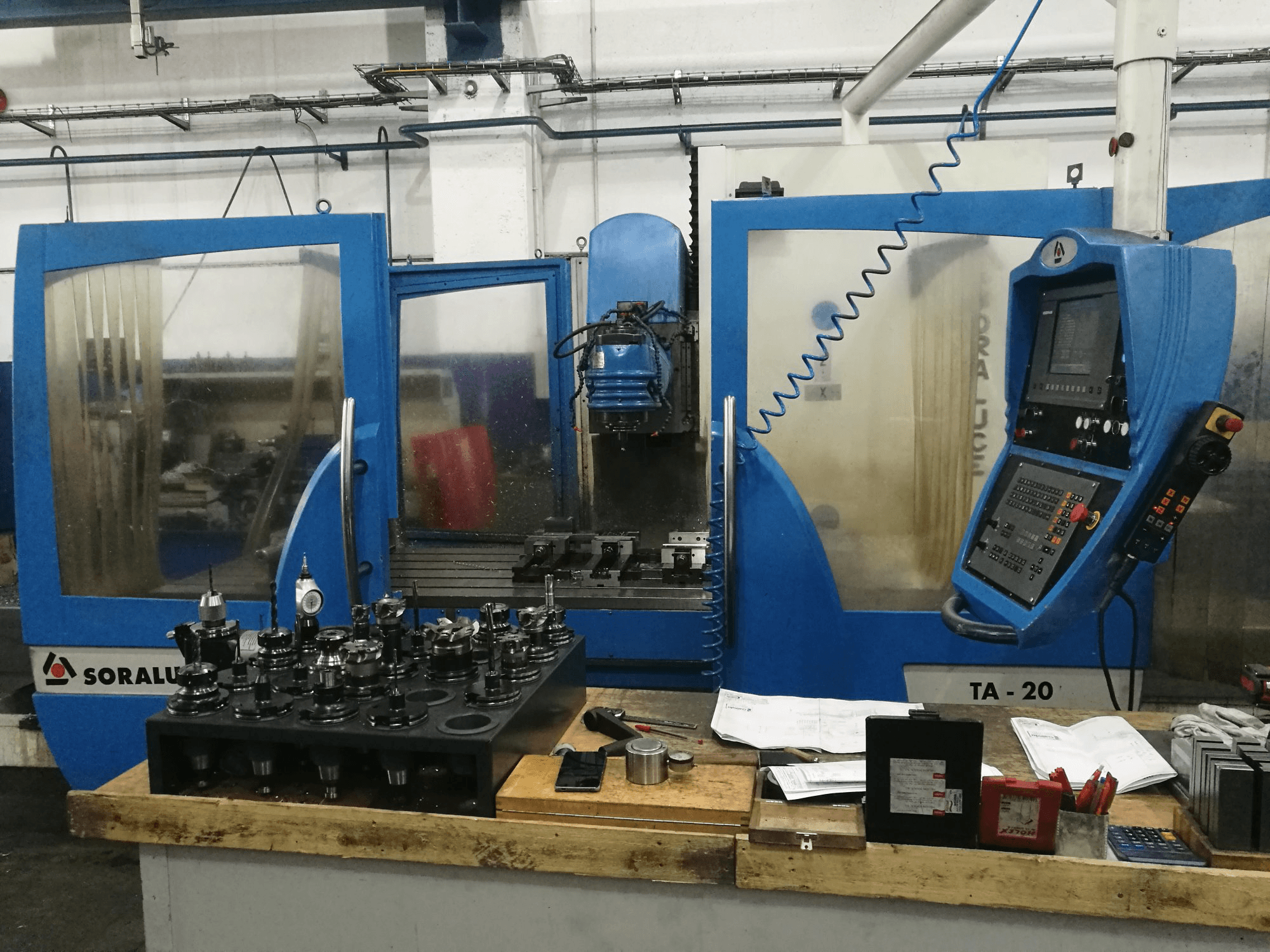Widok z przodu maszyny Soraluce TA-20