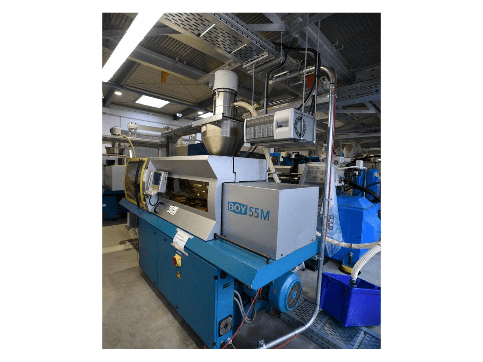 Widok z przodu maszyny BOY 55M