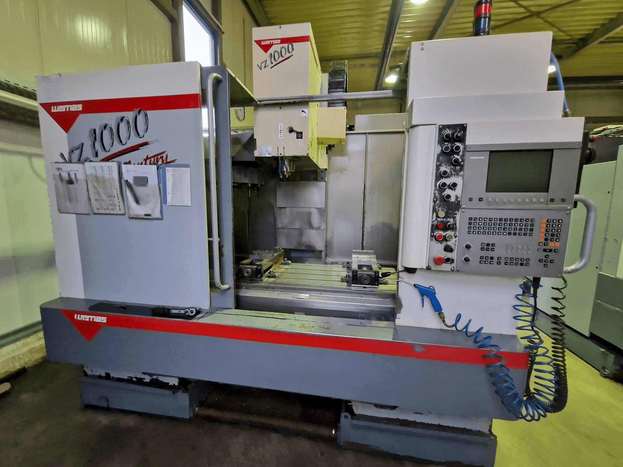 Widok z przodu maszyny WEMAS VZ 1000