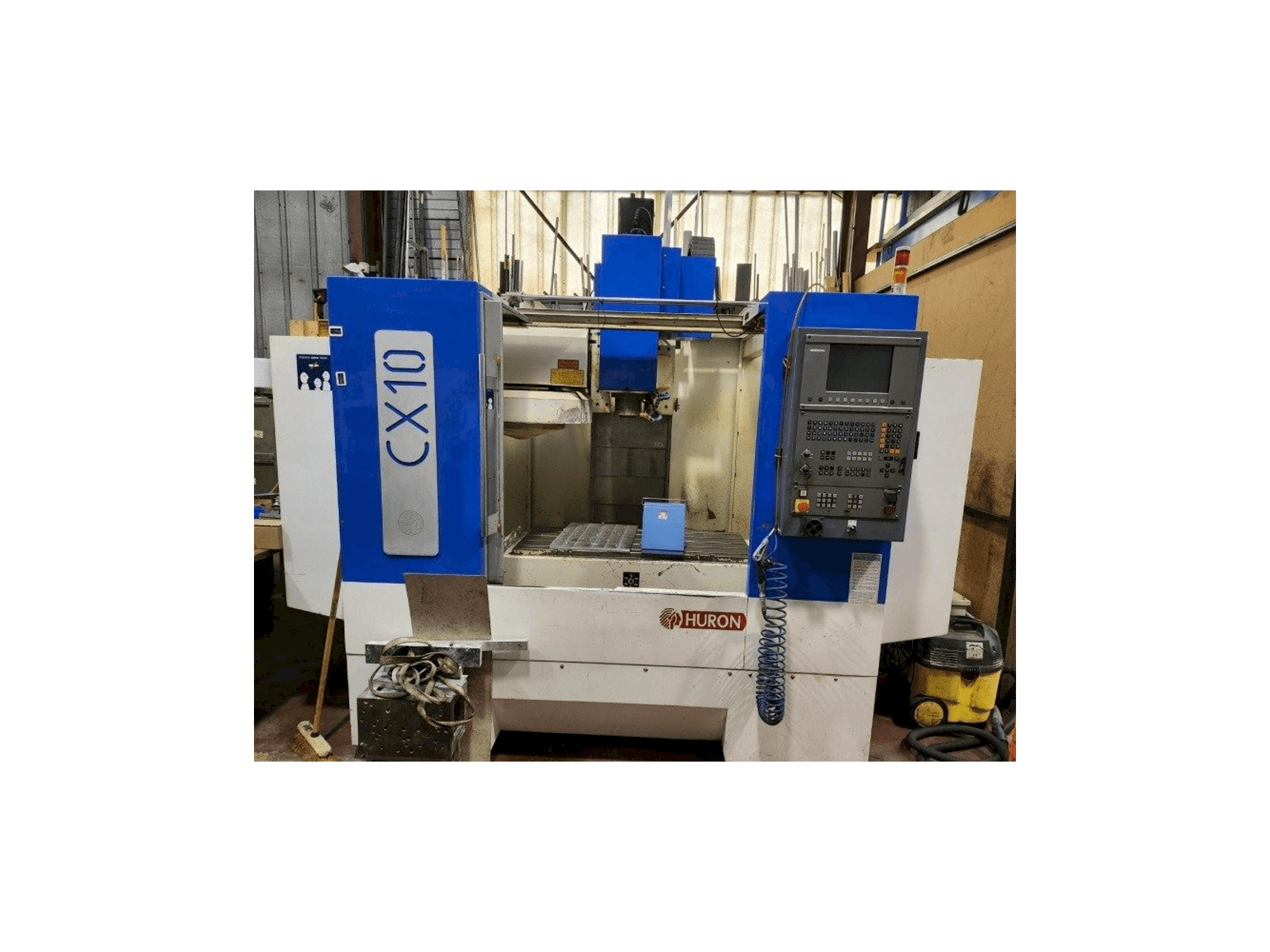 Widok z przodu maszyny Huron CX10