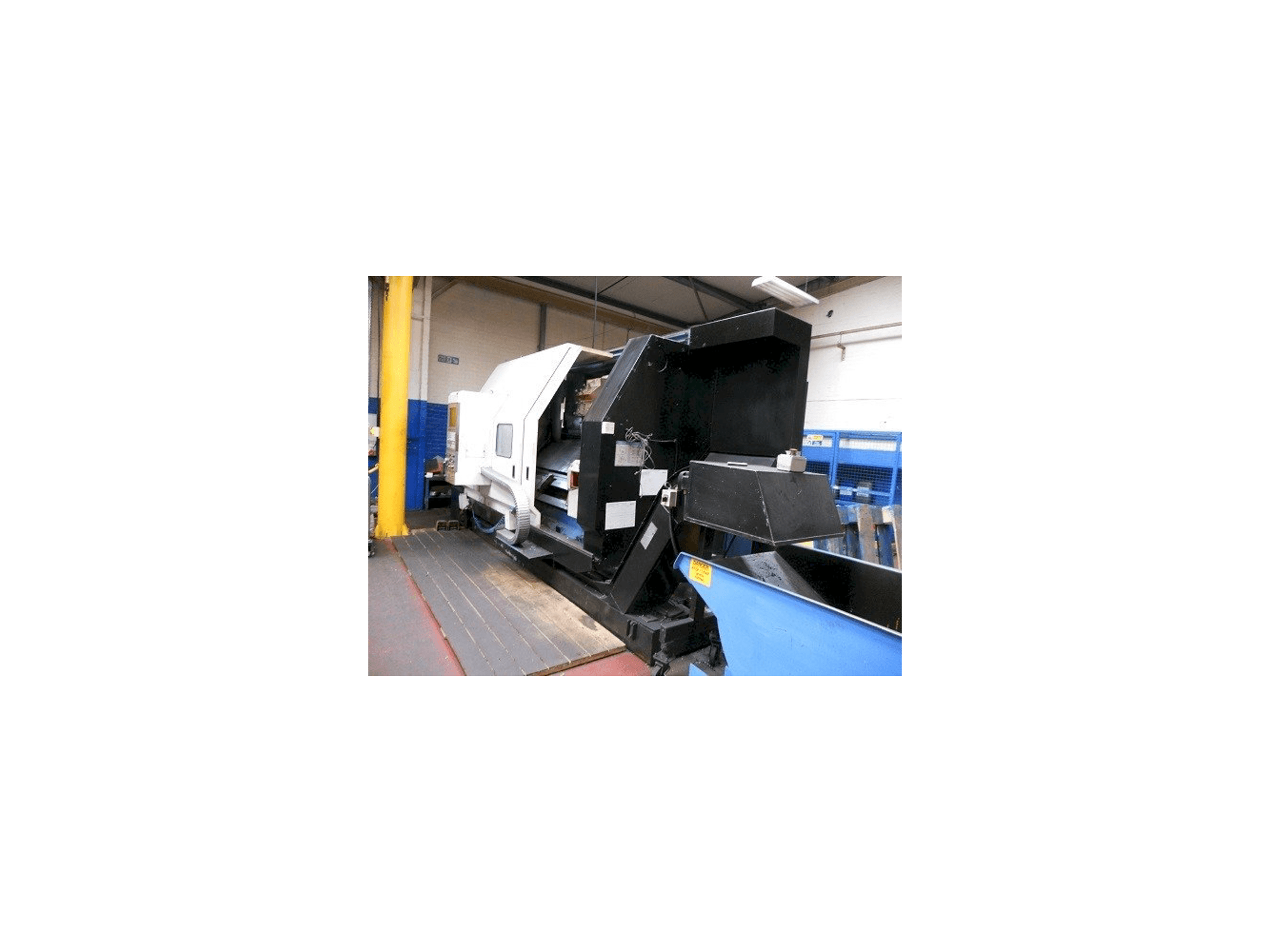 Widok z przodu maszyny Mazak Slant Turn 50N-2000U