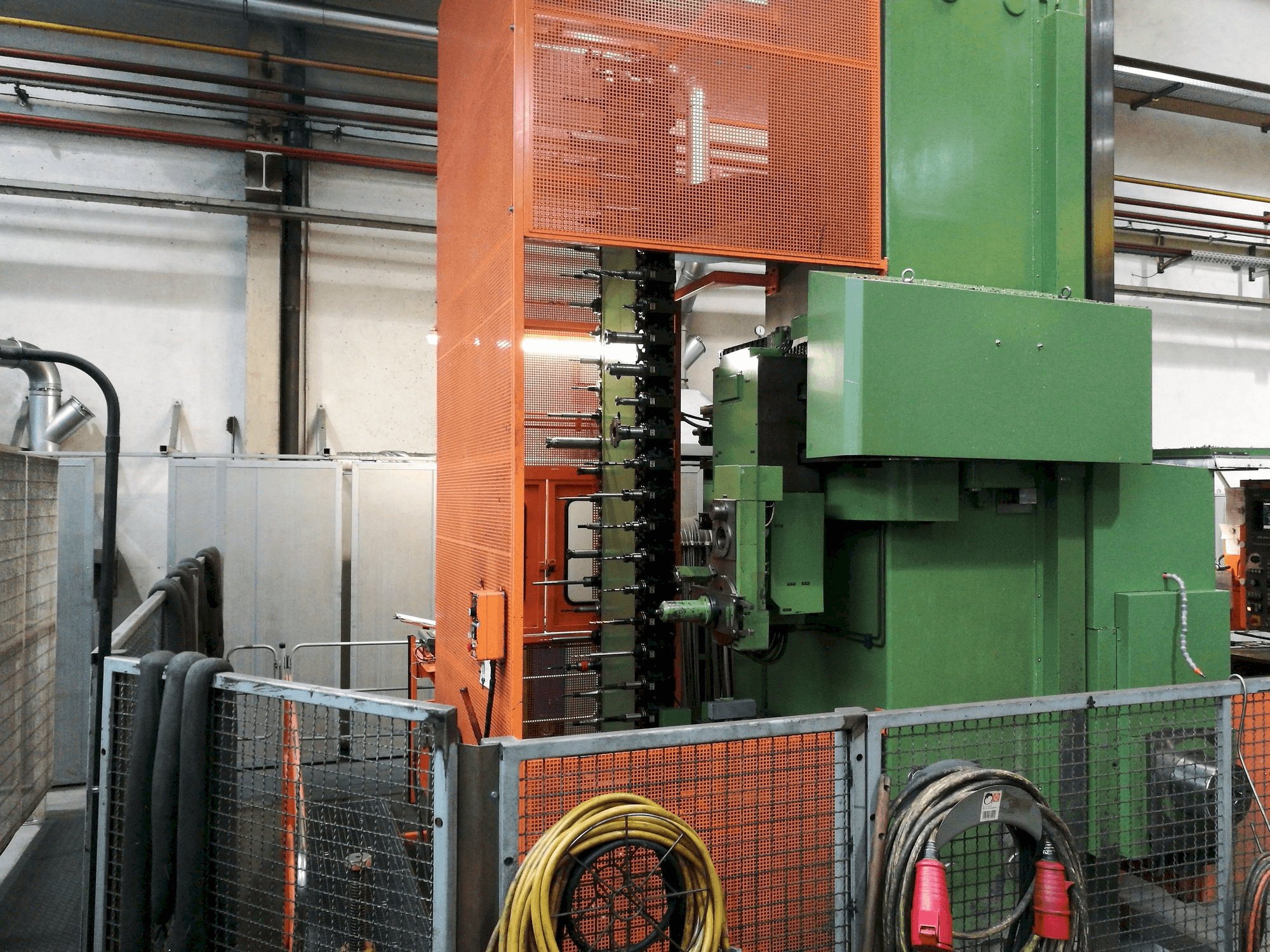 Widok z przodu maszyny WOTAN Rapid 3K