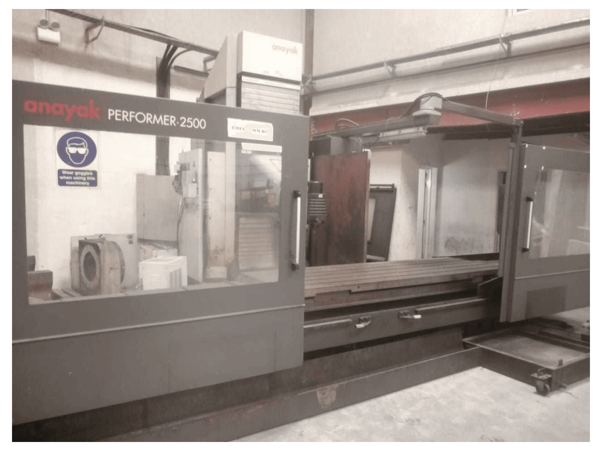 Widok z przodu maszyny ANAYAK PERFORMER-2500
