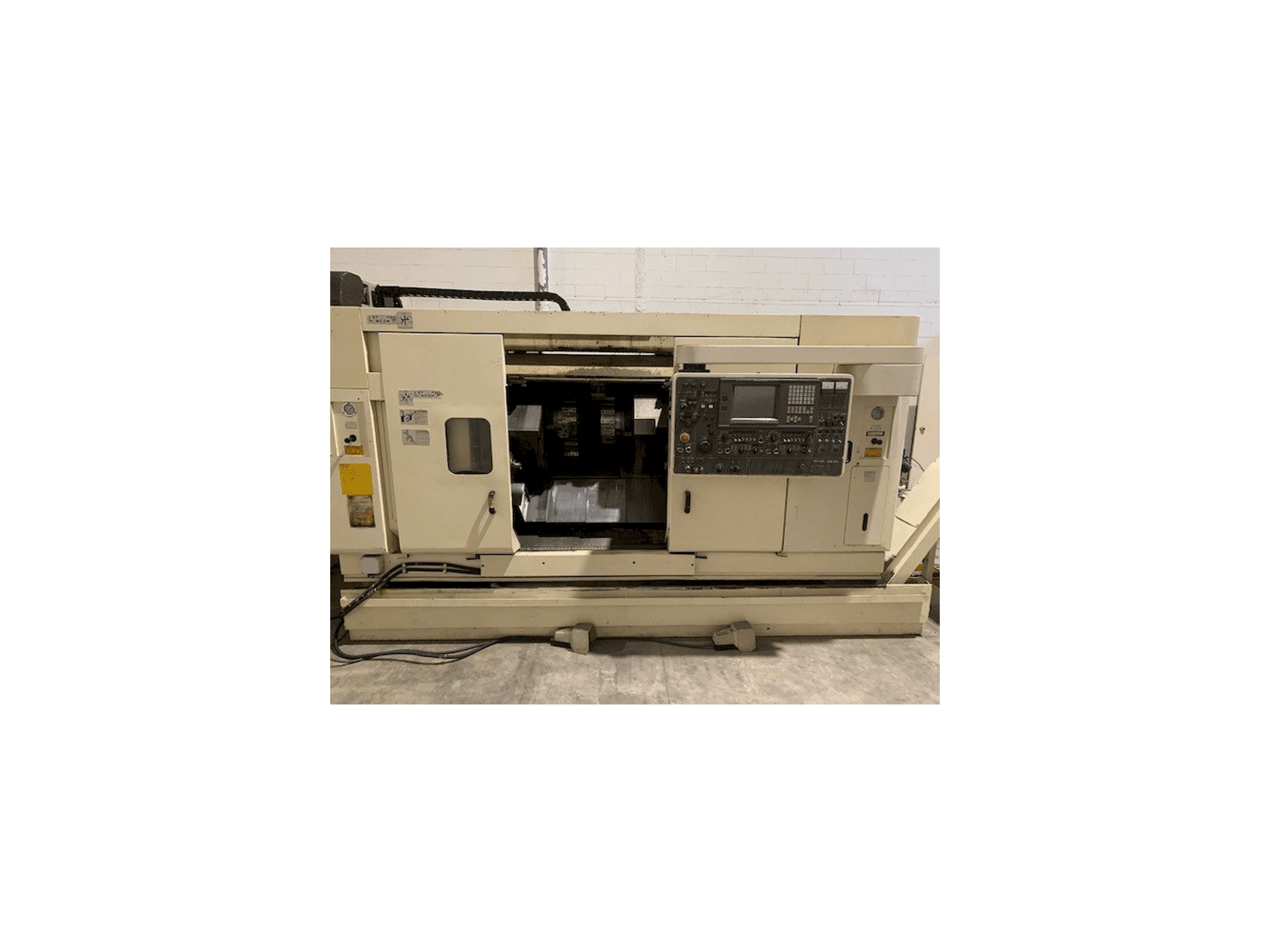 Widok z przodu maszyny NAKAMURA-TOME TW-20