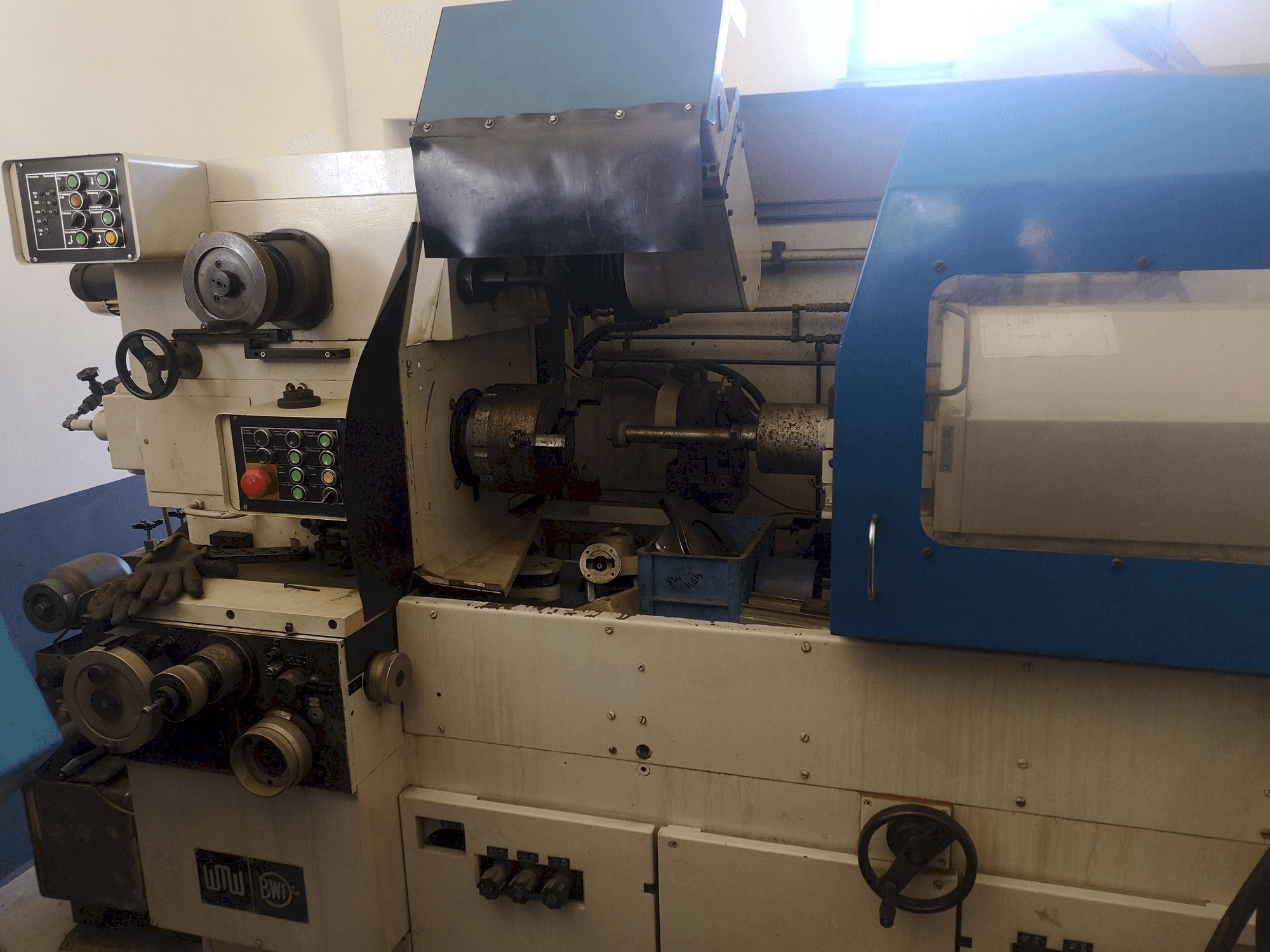 Widok z przodu maszyny WMW SI4