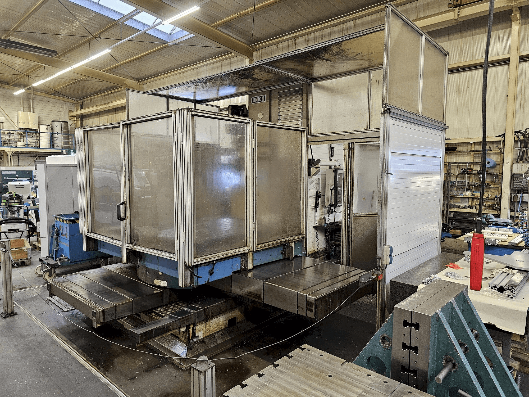 Widok z przodu maszyny UNION TC 110