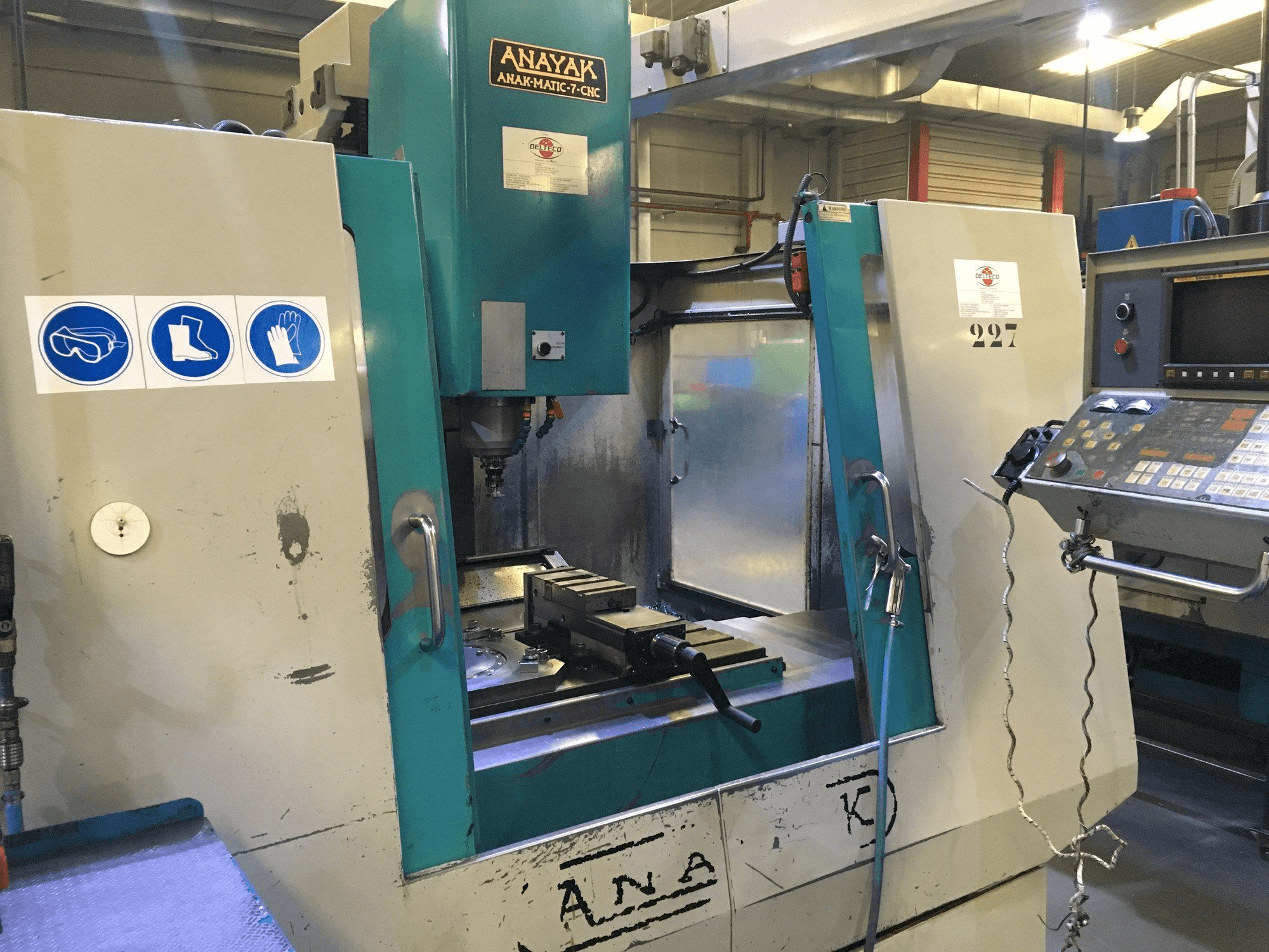 Widok z przodu maszyny ANAYAK ANAKMATIC-7