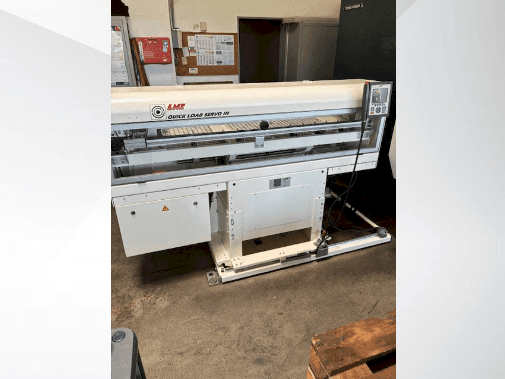Widok z przodu maszyny LNS Quick Load Servo 3
