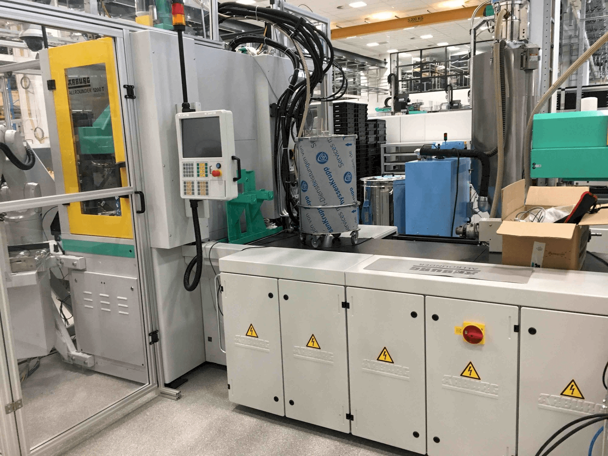 Widok z przodu maszyny Arburg ALLROUNDER 1200 T 800 - 70 (2017)